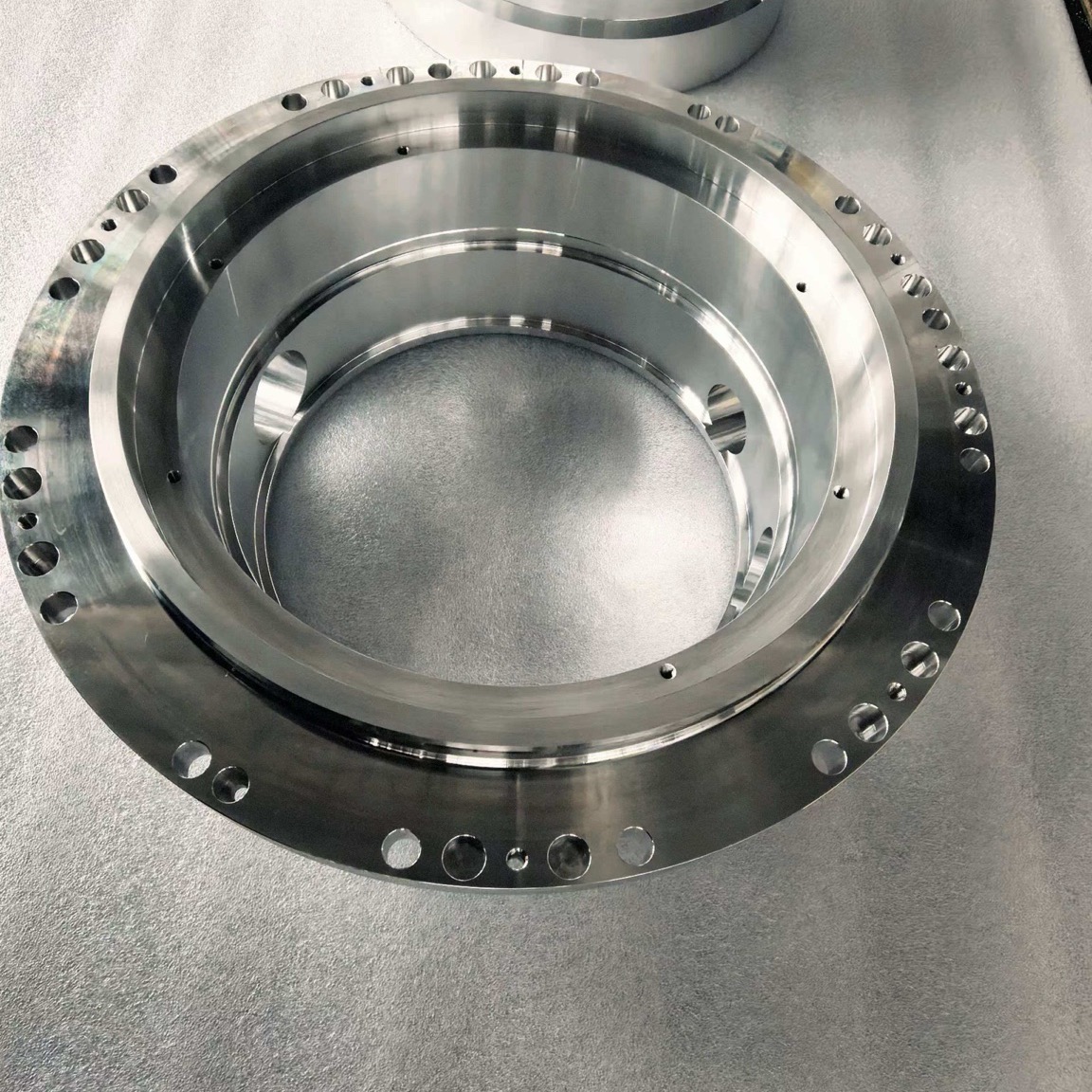 Large Ring Cavity Component